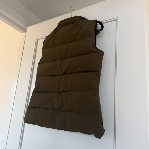 NWT Canada Goose Ladies Freestyle Vest In Military Green Quilted Down Filled - Picture 8 of 9